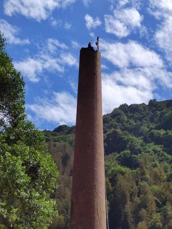 安慶煙筒人工拆除：專業(yè)技術(shù)解析與實踐指南